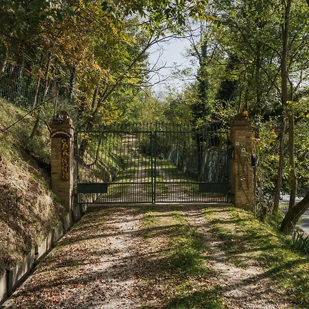 Κατάλυμα σε φάρμα Casa Del Nonno